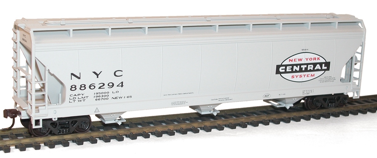 Accurail HO #2111 Western Pacific ACF 3 Bay Covered Hopper 