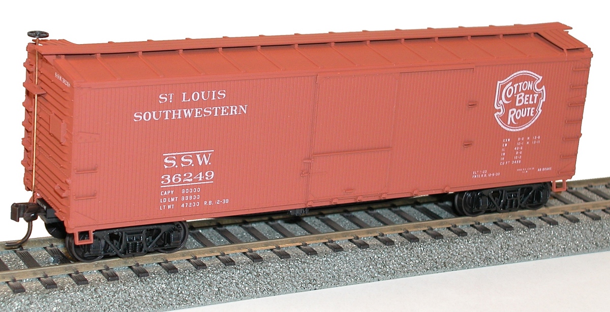 HO Scale ACCURAIL 4645 WESTERN MARYLAND 40' Double-Sheathed Wood Boxcar KIT